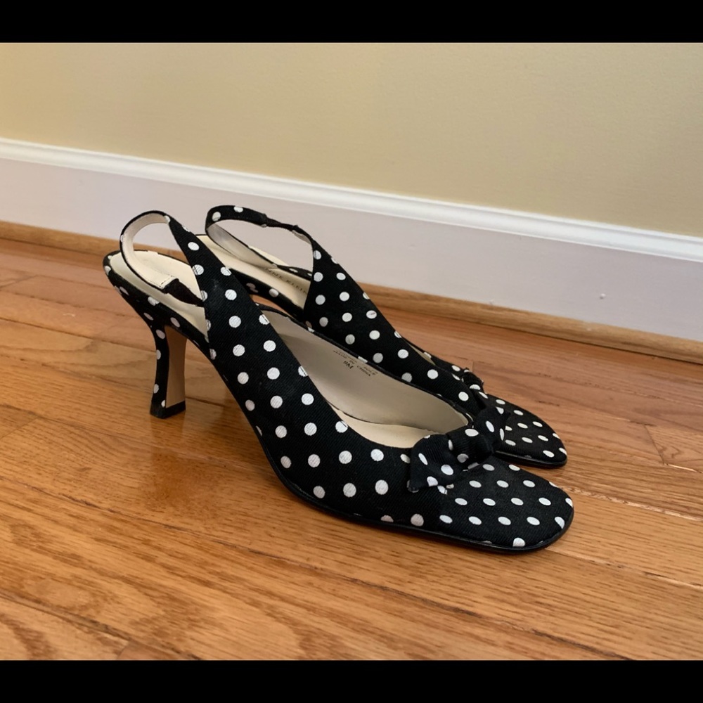 Anne Klein black & white polkadot heeled scandals